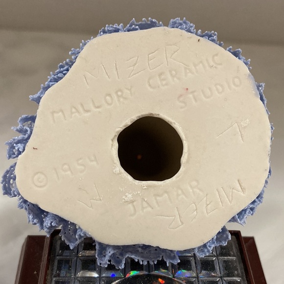 Jamar-Mallory Victorian Porcelain Lady Figurine Vintage 1954 Dipped Lace Dress - Picture 6 of 7